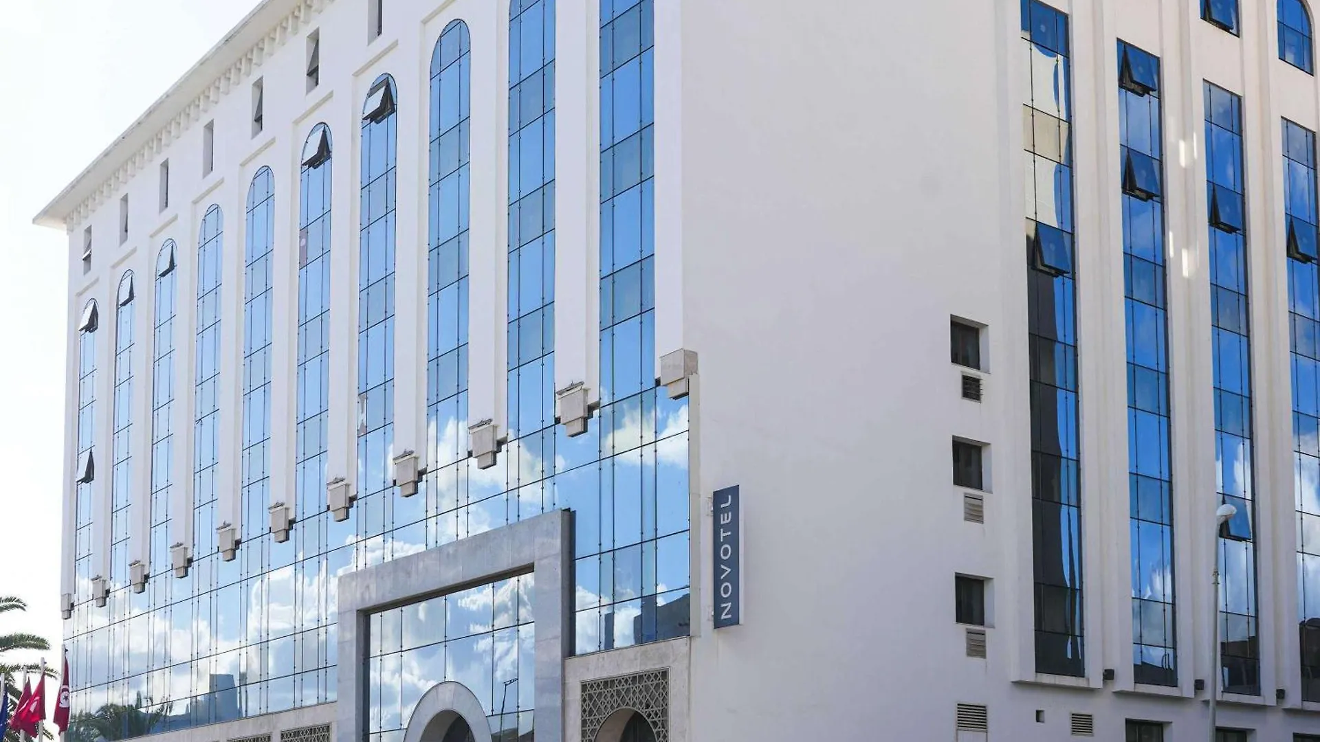 **** Hotel Novotel Tunis Tunesië
